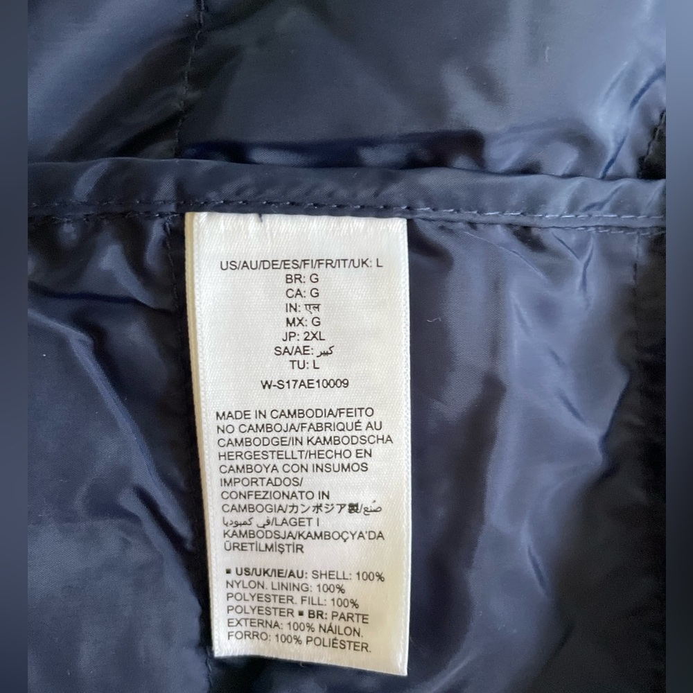 New! Amazon Essentials Packable Coat - image 3